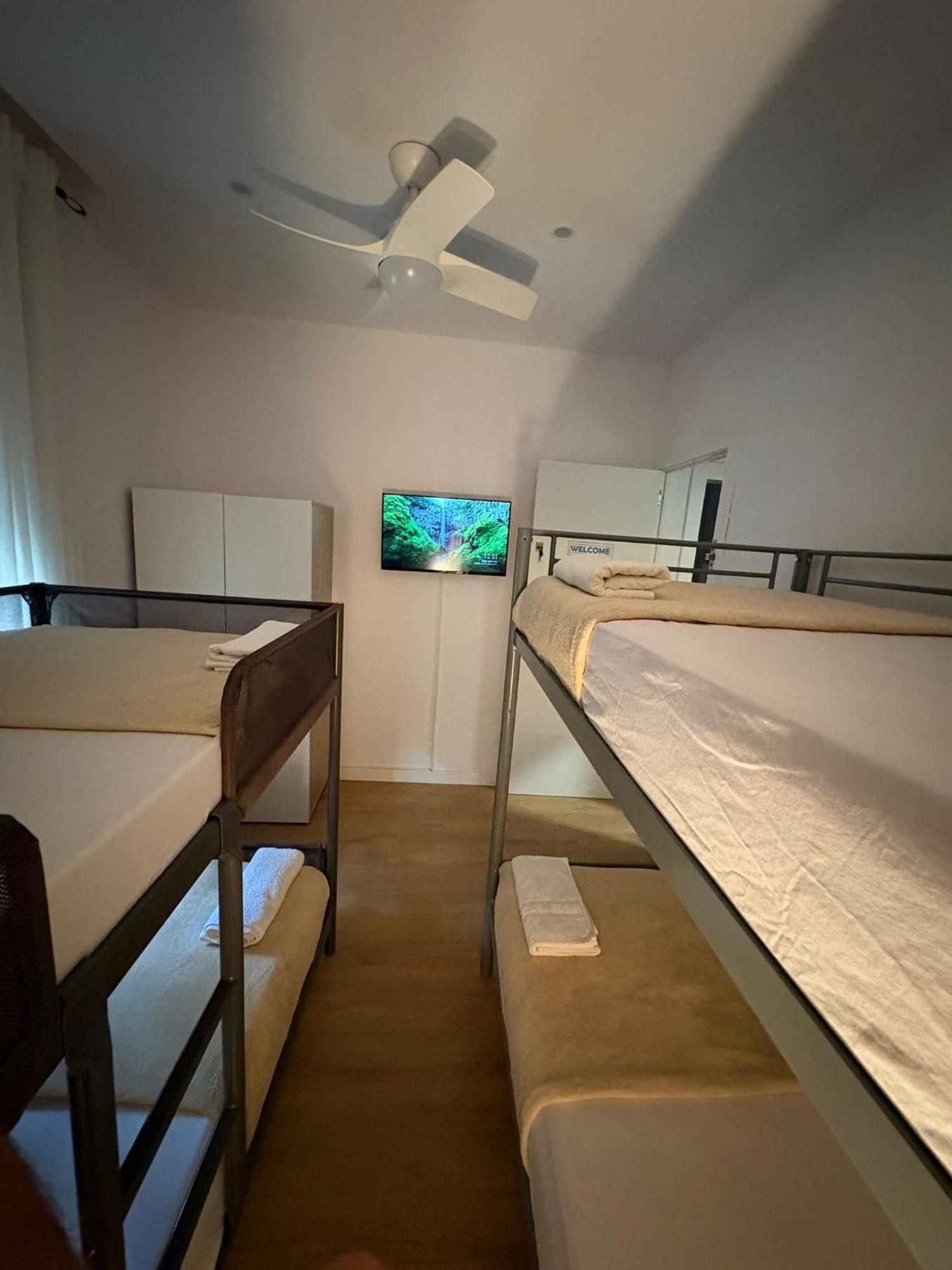 Habitaciones En Βαρκελώνη Εξωτερικό φωτογραφία